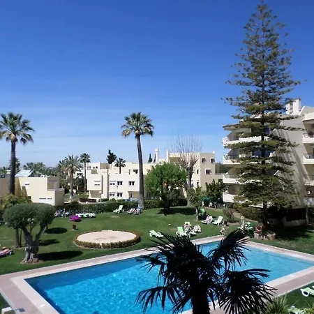 Residentiel Avec Piscine, Restaurant Et Parking Διαμέρισμα